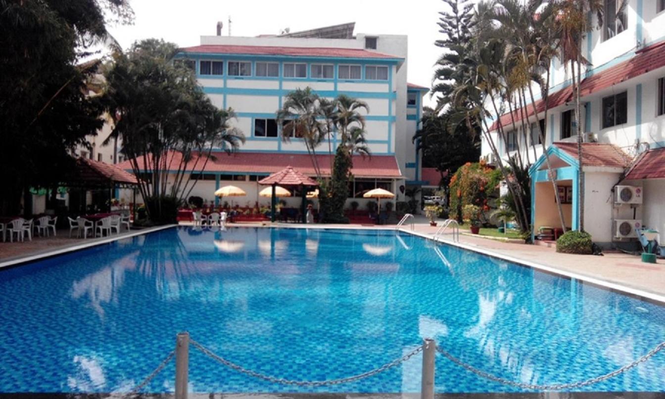 Ramanashree California Resort Yelahanka Exterior photo